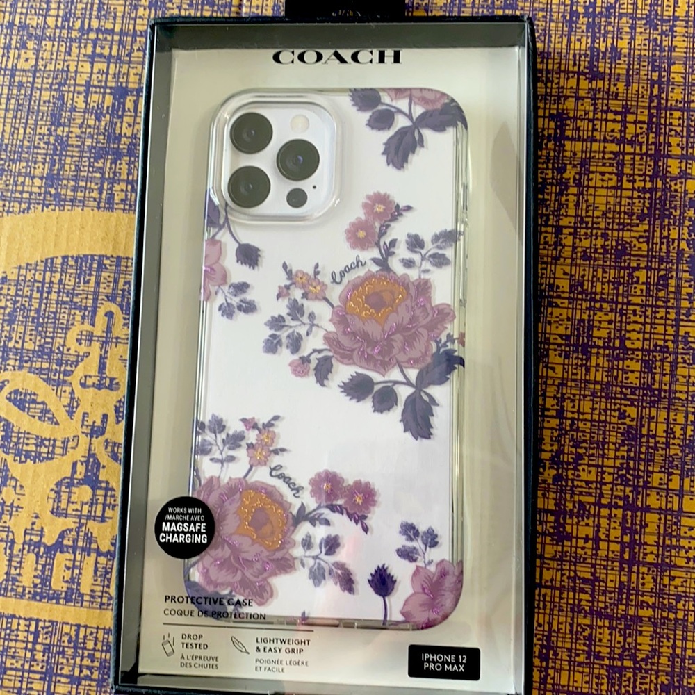 🛍 🎊HP 2/18/2022 🎉🌹Coach flowers IPhone case. IPhone 12 Pro Max